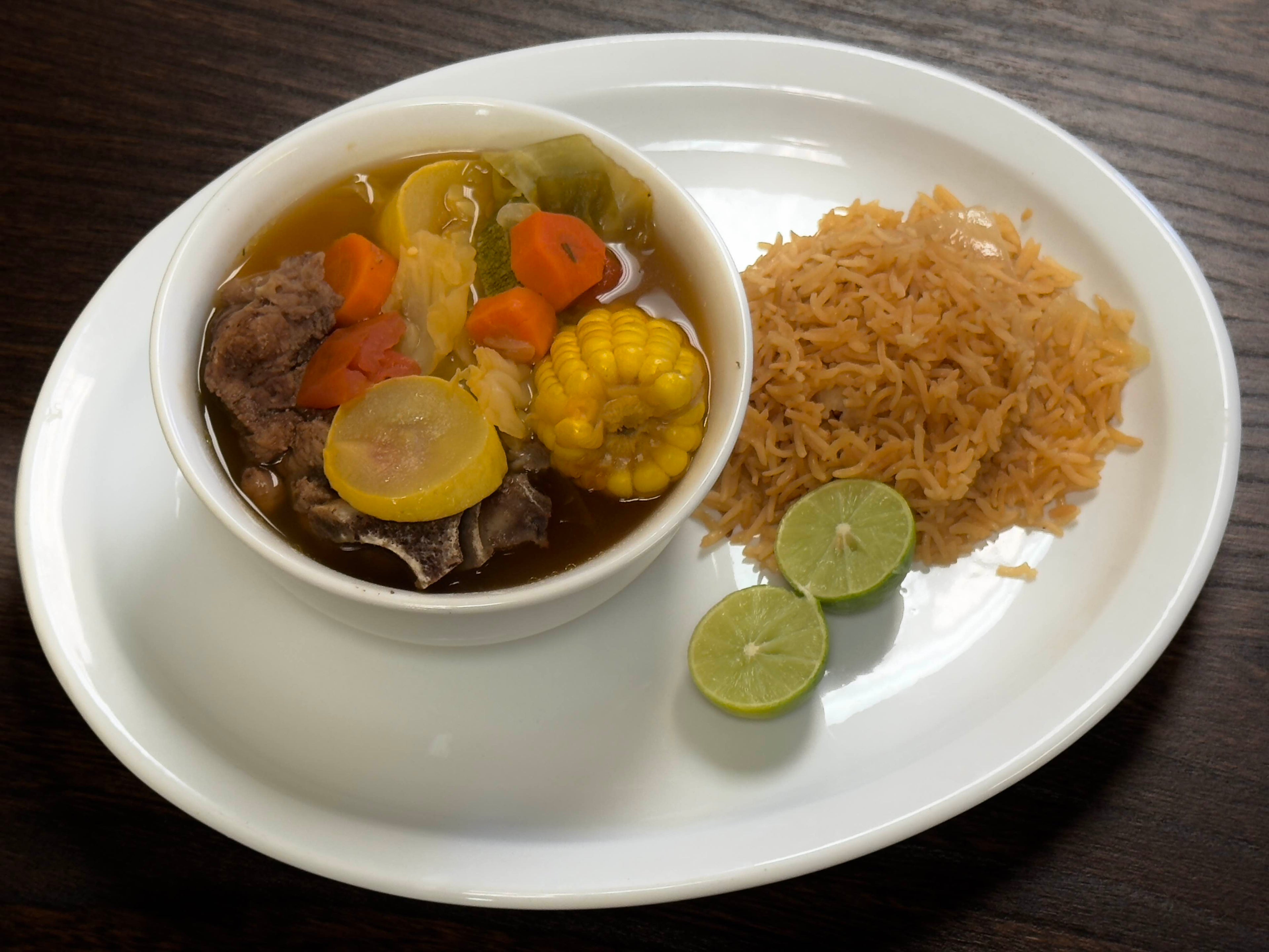 Caldo de Res