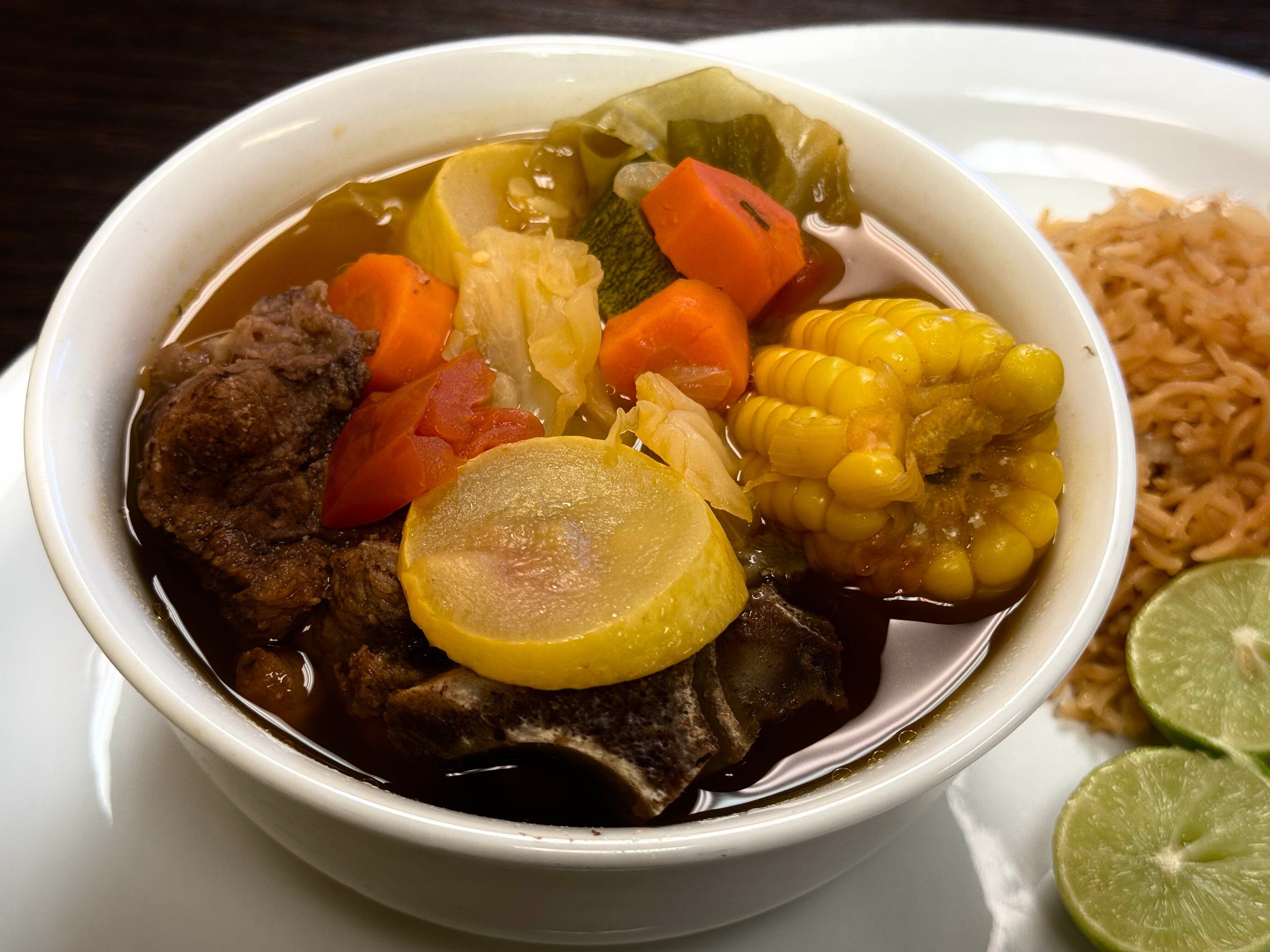 Caldo de Res